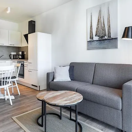 Haus Im Baltischen Stil Mit Dachterrasse